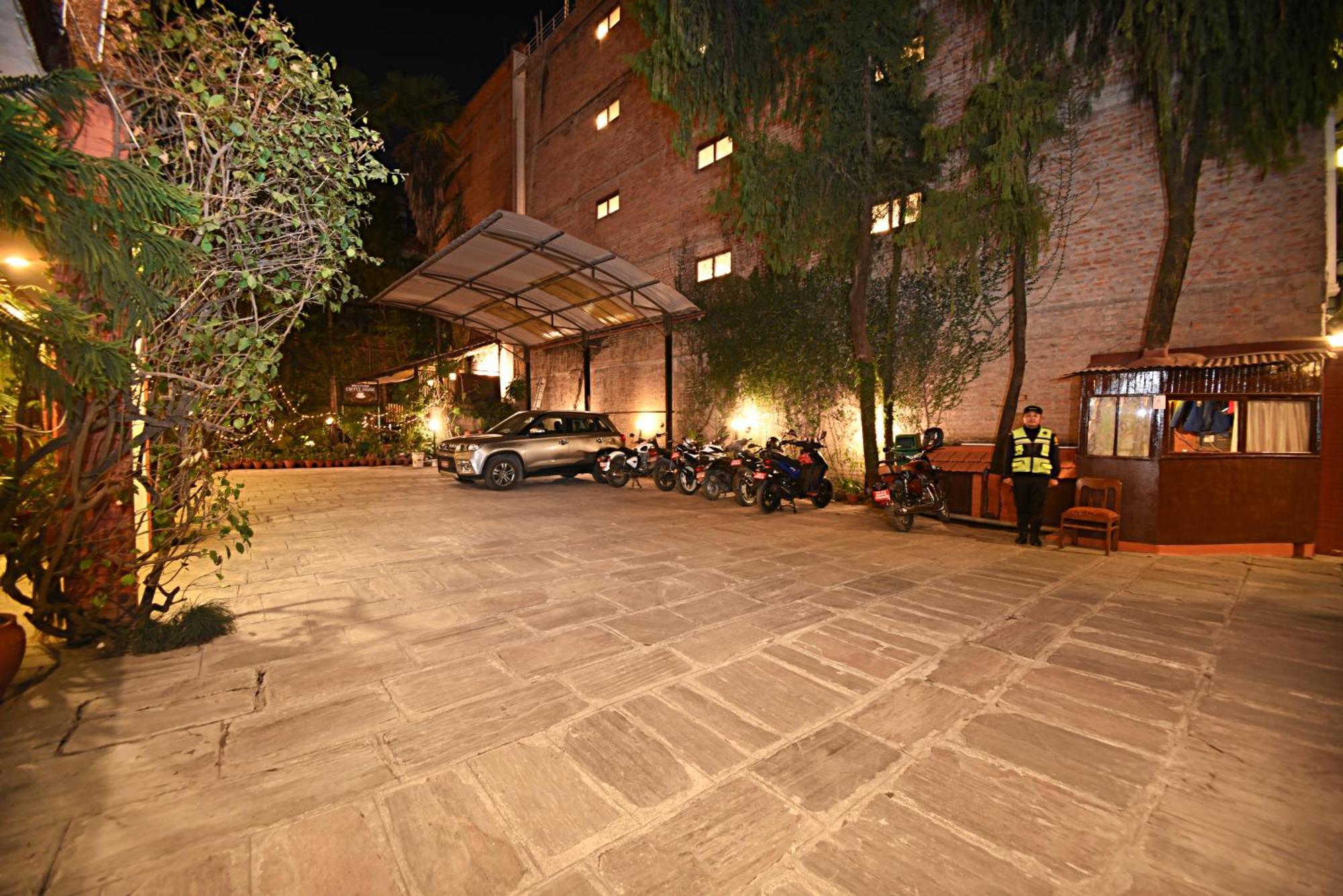 Nirvana Boutique Hotel Kathmandu Ngoại thất bức ảnh