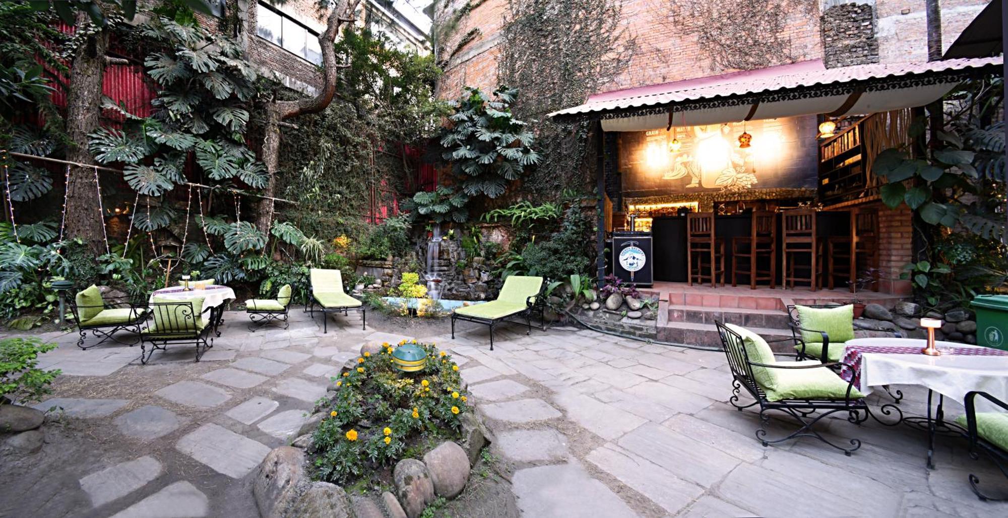 Nirvana Boutique Hotel Kathmandu Ngoại thất bức ảnh