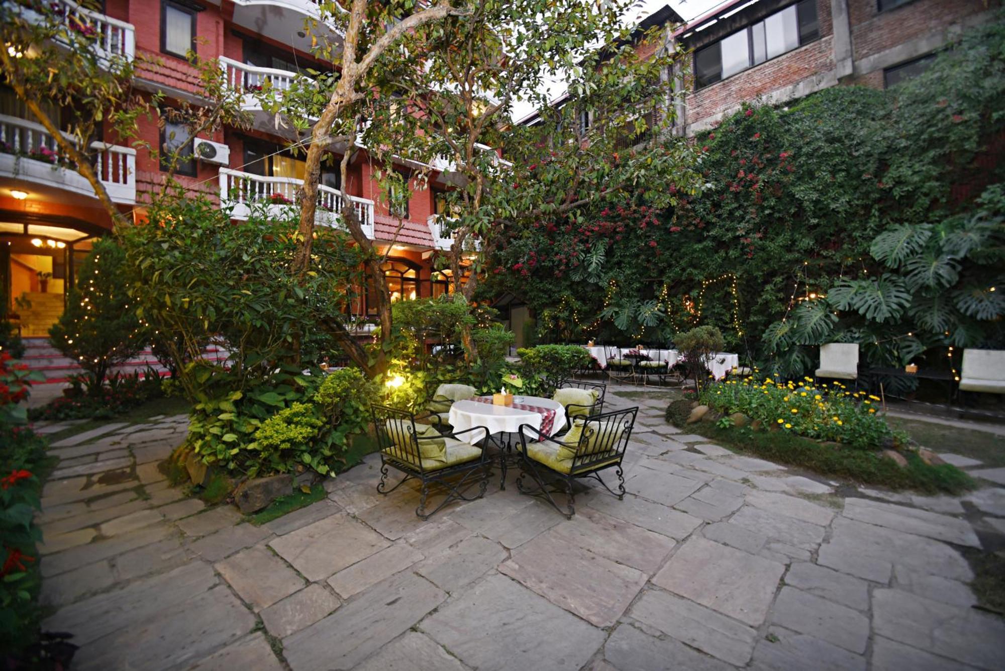 Nirvana Boutique Hotel Kathmandu Ngoại thất bức ảnh