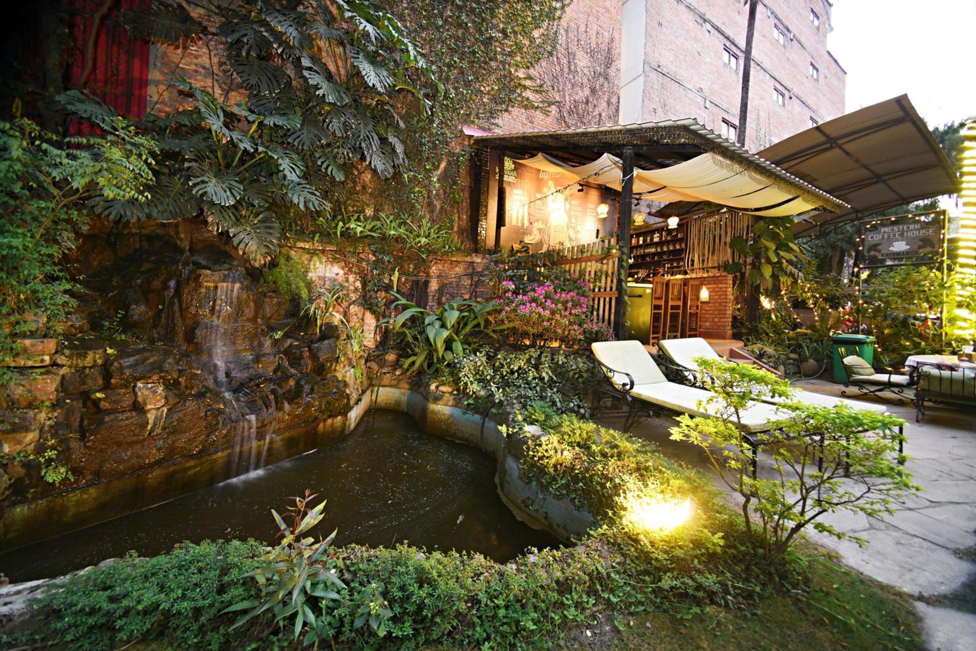 Nirvana Boutique Hotel Kathmandu Ngoại thất bức ảnh