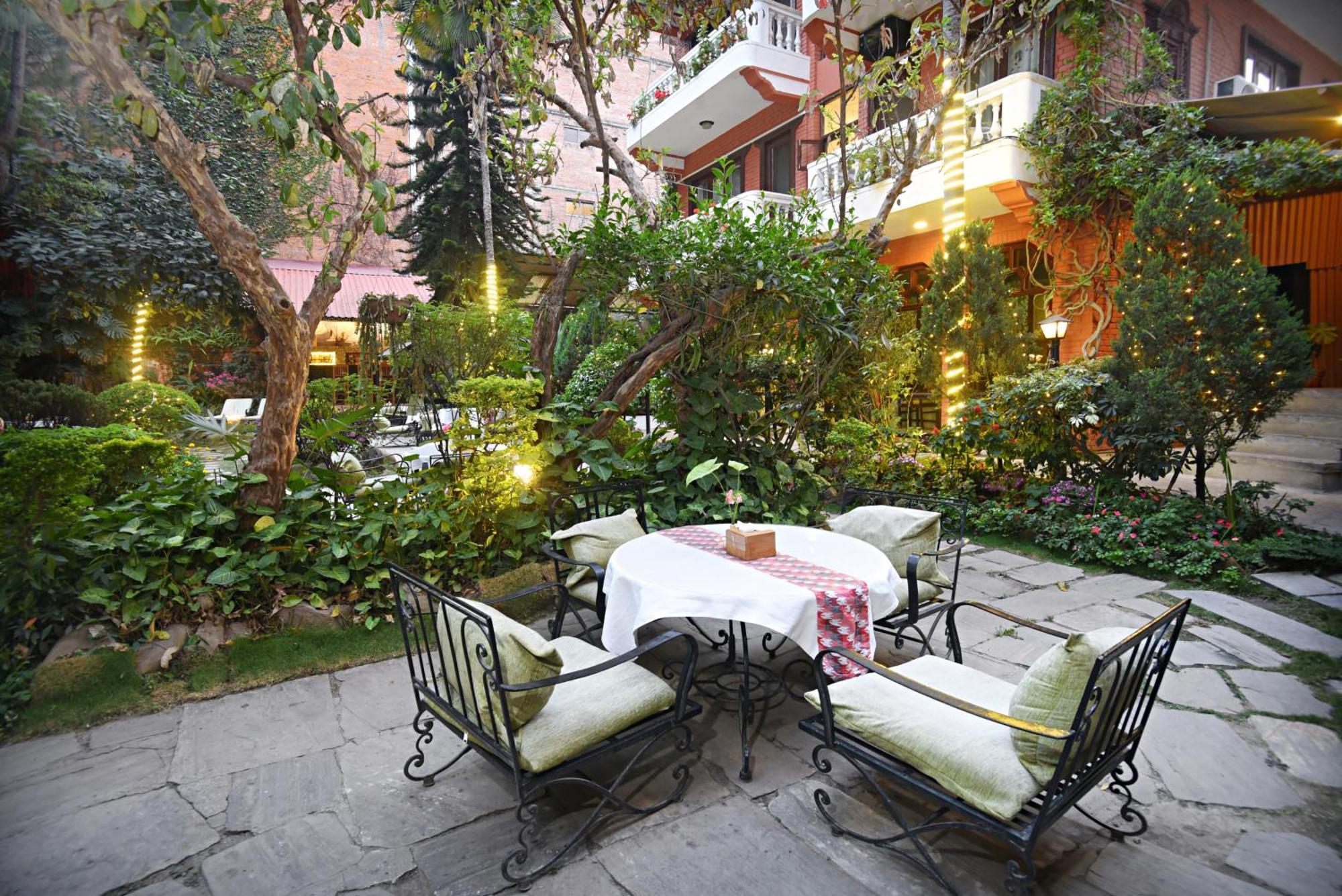 Nirvana Boutique Hotel Kathmandu Ngoại thất bức ảnh